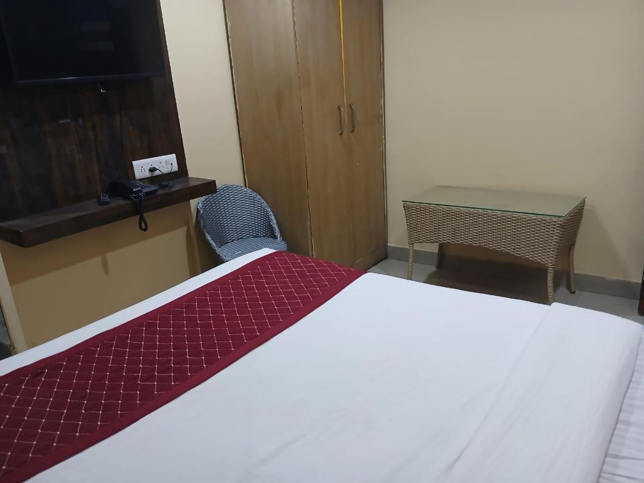 Blossoms Room Hotel Alekhya Residency- Luxury Lollection Hyderabad Exterior foto
