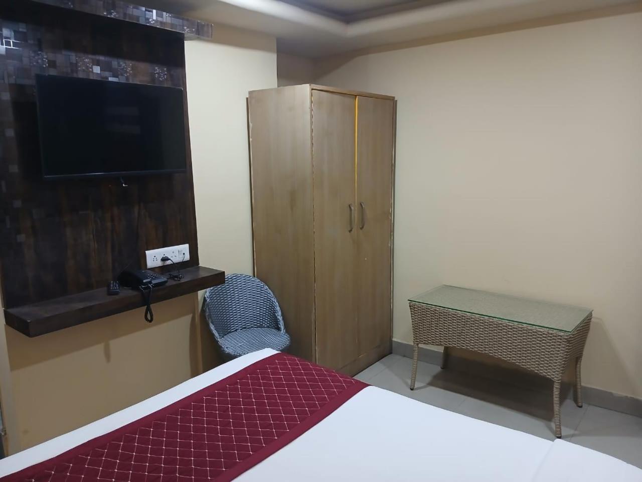 Blossoms Room Hotel Alekhya Residency- Luxury Lollection Hyderabad Exterior foto