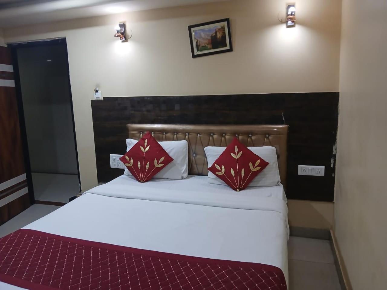 Blossoms Room Hotel Alekhya Residency- Luxury Lollection Hyderabad Exterior foto